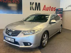 Silver Begagnad 2012 Honda Accord Executive Kombi | 89 900 kr (Marknadspris)