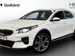 Vit (white) Begagnad 2022 Kia XCeed Advance SUV | 249 900 kr (Marknadspris)