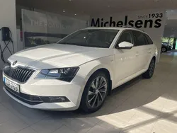 Vit Begagnad 2019 Skoda Superb Kombi | 289 000 kr (Bra pris)
