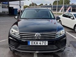 Svart Begagnad 2016 VW Touareg SUV | 311 500 kr (Dyr)