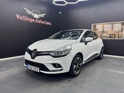 Vit Begagnad 2017 Renault Clio IV Zen Halvkombi | 84 900 kr (Marknadspris)