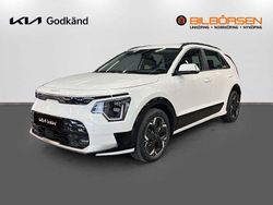 Vit Begagnad 2022 Kia e-Niro SUV | 309 900 kr (Lite dyr)