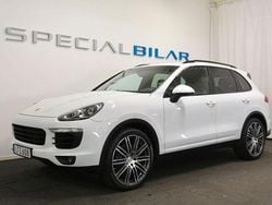 Vit Begagnad 2015 Porsche Cayenne SUV | 289 000 kr (Bra pris)