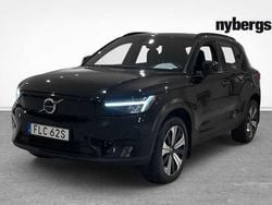 Svart Begagnad 2022 Volvo XC40 Core SUV | 334 000 kr