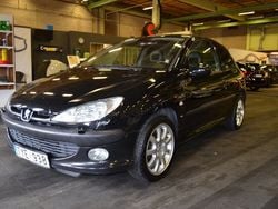 Svart Begagnad 2003 Peugeot 206 GTi Halvkombi | 19 500 kr (Marknadspris)