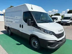 Vit Ny 2025 Iveco Daily Van | 561 250 kr (Superpris)