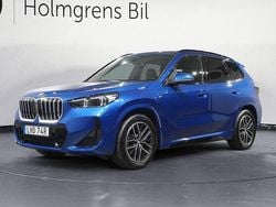 Blå Begagnad 2025 BMW X1 M Sport SUV | 439 800 kr (Marknadspris)