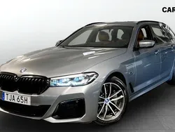 Grå Begagnad 2023 BMW 530e Kombi | 499 900 kr (Marknadspris)
