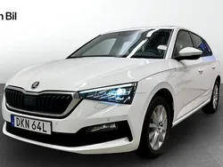 Vit Begagnad 2021 Skoda Scala Style Halvkombi | 179 900 kr (Marknadspris)