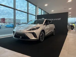 Okänd Begagnad 2022 MG MG4 EV Luxury Halvkombi | 429 990 kr