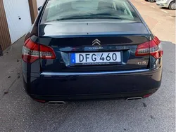 Blå Begagnad 2014 Citroën C5 Sedan | 140 000 kr