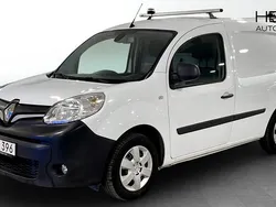 Vit (white) Begagnad 2021 Renault Kangoo Minibuss | 106 125 kr (Marknadspris)