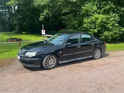 Svart Begagnad 2004 Saab 9-3 Linear Sedan | 17 000 kr