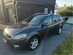 Grå Begagnad 2010 Kia Ceed Sportswagon 4 Kombi | 30 000 kr (Marknadspris)