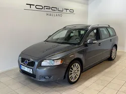 Grå Begagnad 2011 Volvo V50 Summum Kombi | 49 900 kr (Marknadspris)