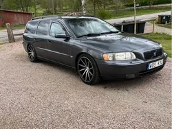 Grå Begagnad 2005 Volvo V70 Kombi | 29 000 kr (Marknadspris)