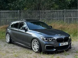 Grå Begagnad 2017 BMW M140 M Sport Halvkombi | 359 000 kr (Marknadspris)