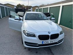 Vit Begagnad 2014 BMW 520 Kombi | 125 000 kr (Marknadspris)