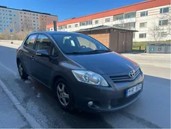Begagnad 2012 Toyota Auris Halvkombi | 29 900 kr (Bra pris)