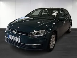Mörkgrön Begagnad 2017 VW Golf VII Halvkombi | 164 000 kr (Marknadspris)
