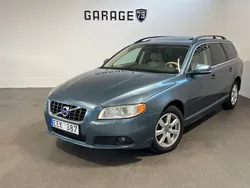 Blå (blå metallic ) Begagnad 2012 Volvo V70 Momentum Kombi | 109 900 kr (Marknadspris)
