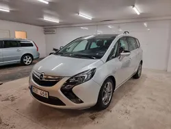 Grå Begagnad 2011 Opel Zafira Tourer Business Minibuss | 99 900 kr (Marknadspris)