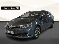 Blå Begagnad 2015 Toyota Auris Touring Sports Kombi | 139 900 kr (Marknadspris)