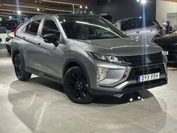 Grå Begagnad 2019 Mitsubishi Eclipse Cross SUV | 229 900 kr (Marknadspris)