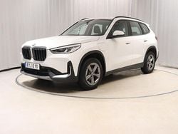 Vit Begagnad 2023 BMW X1 SUV | 439 900 kr (Bra pris)