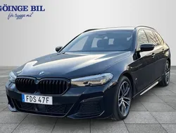 Svart Begagnad 2022 BMW 520 M Sport Kombi | 439 000 kr (Marknadspris)