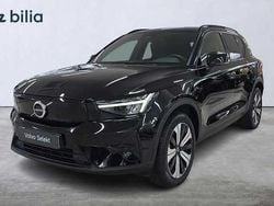 Svart Begagnad 2022 Volvo XC40 Core SUV | 339 000 kr