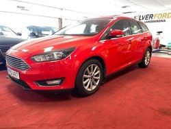 Röd Begagnad 2014 Ford Focus Titanium Kombi | 84 900 kr (Marknadspris)