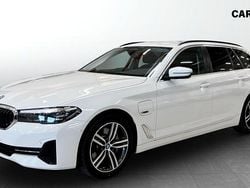Vit (white) Begagnad 2022 BMW 530e Kombi | 274 900 kr (Superpris)
