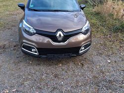 Brun Begagnad 2015 Renault Captur SUV | 95 000 kr (Bra pris)