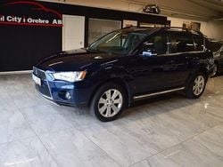 Blå Begagnad 2011 Mitsubishi Outlander SUV | 99 900 kr (Lite dyr)