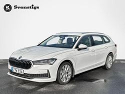 Vit Begagnad 2025 Skoda Superb Kombi | 429 000 kr (Lite dyr)