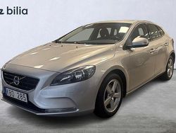 Silver Begagnad 2013 Volvo V40 Kinetic Halvkombi | 119 900 kr (Marknadspris)