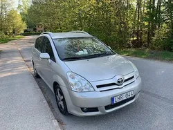 Silver Begagnad 2006 Toyota Corolla Verso Minibuss | 39 000 kr (Marknadspris)