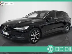 Svart Begagnad 2018 Volvo V60 Momentum Kombi | 273 900 kr (Marknadspris)