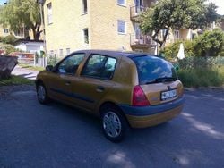 Gul Begagnad 1999 Renault Clio II Halvkombi | 9 900 kr (Bra pris)
