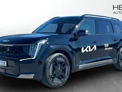Svart (black) Begagnad 2025 Kia EV9 GT-Line SUV | 809 900 kr (Marknadspris)