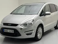Grå Begagnad 2011 Ford S-MAX S Minibuss | 120 000 kr (Marknadspris)
