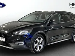 Svart (black) Begagnad 2022 Ford Focus Active Kombi | 204 900 kr (Marknadspris)