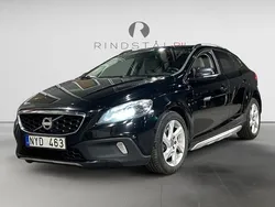 Svart Begagnad 2013 Volvo V40 CC Summum Kombi | 129 900 kr (Bra pris)