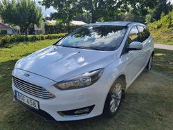 Vit Begagnad 2016 Ford Focus Titanium Kombi | 65 000 kr (Superpris)