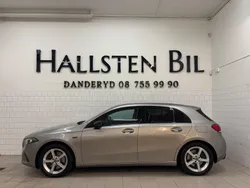 Silver Begagnad 2020 Mercedes A250 Halvkombi | 229 000 kr (Marknadspris)