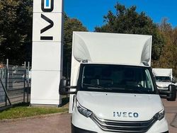 Vit Begagnad 2024 Iveco Daily Van | 648 750 kr
