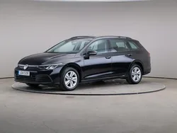 Svart (standard) Begagnad 2022 VW Golf VIII Kombi | 219 000 kr (Superpris)