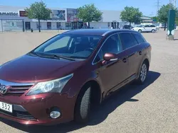 Röd Begagnad 2014 Toyota Avensis Edition Kombi | 119 000 kr (Lite dyr)