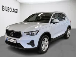 Ljusblå (blå) Begagnad 2023 Volvo XC40 Core SUV | 339 800 kr (Bra pris)